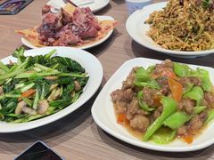 -六泰居·尔滨地标·东北菜(泰山路店)