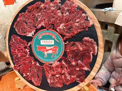 鲜切黄牛肉三拼-周小明火锅(黑金冠社区店)