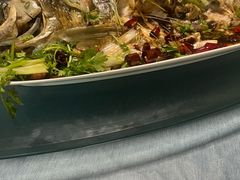 家常炖水库鱼-小仙居·农家宴烤羊· 农庄