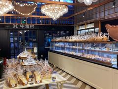 面包甜点陈列柜-牛角村(大族广场店)