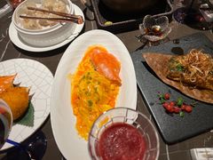 -海派悦庭·海胆烧麦·新融合菜(凯德广场店)