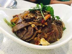 -张大师鸭爪爪特色干锅(南湖店)
