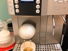 -亮马河饭店翠雅咖啡厅