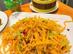 -莲餐厅·湖北菜·潜江小龙虾店(愚园路店)
