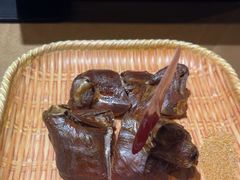 -东口码头·烧鸽子·鱼头泡饼·地方菜(金鹰悦城店)