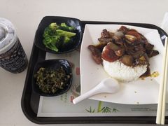 黑椒小牛排饭-东方既白(深圳北站店)