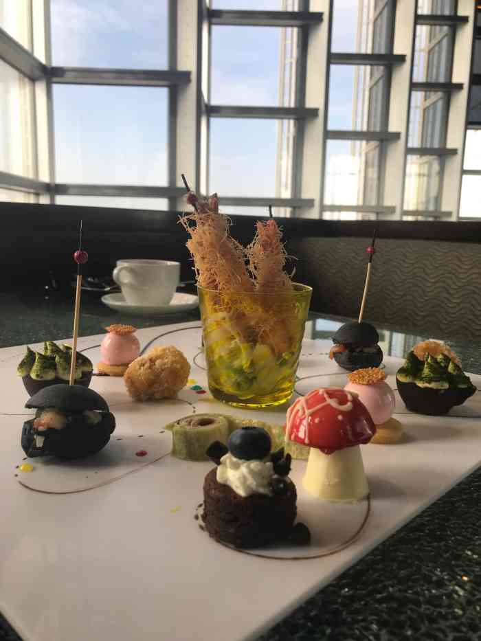 金茂君悦·九重天 cloud 9 tapas&bar-"某平台上买的套餐,3月电话预约