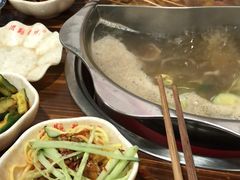 -灌县老妈砂锅串串香