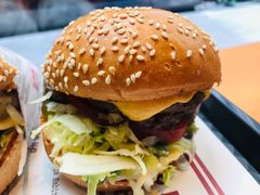 -The Habit Burger Grill 哈比特汉堡(复兴soho店)