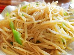 青椒土豆丝-老地方美食