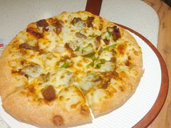 -必胜客(WOW阿罗海店)