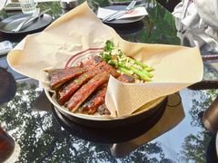 -BOURBON 玻本美式餐厅酒吧(虹桥新天地店)