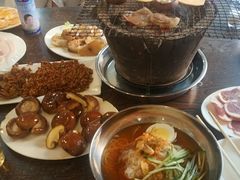-韩风烤牛肉冷面店