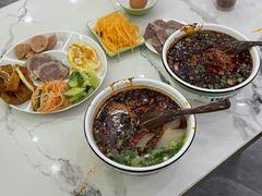 -伊穆祥牛肉面总店·清真