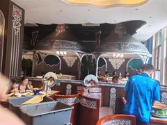 -哈啾嗨·新概念蒙餐(红星新城店)