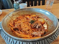 -喇喇排骨火锅·传统韩式脊骨汤(望京西园总店)