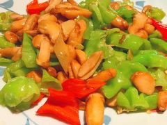 皱椒炒松茸-缘生态云南菜·野生菌庭院餐厅(华侨城店)