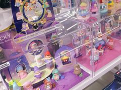 -泡泡玛特POPMART(侨福芳草地店)