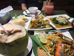 -The Dishes Seafood & Restaurant