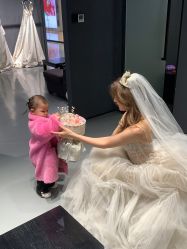 -Vera Wang婚纱礼服旗舰店