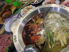 -重庆故事姊妹老火锅(财经学院店)