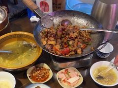 -富正毅三下锅·湘西韵味(天门山索道店)