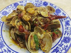 -江城燕子大排档(江汉路步行街店)