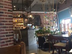 大堂-初见咖啡(青大路店)