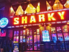 -鲨鱼美式餐厅酒吧Sharky