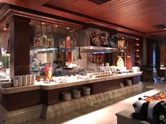 自助取餐区-西双版纳洲际度假酒店-海鲜傣味烧烤·侬香全日制餐厅