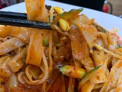 -左左香老潼关肉夹馍(龙山一路店)