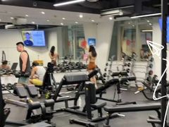 -超鹿运动(达信大厦店)