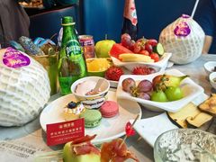 -雍容荟帝王蟹活龙虾展台自助(IFS黑金店)