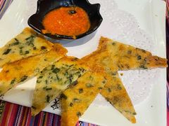 -香巴拉云南餐厅(华莱坞店)