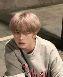 -吉艺心专业美发造型