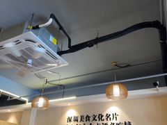 -胡须佬鸡煲四季火锅店(石厦西村直营店)