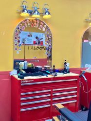 -Devilhands Barbershop男士理容店