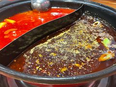 鸳鸯锅底-袁记串串香(川师店)