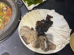 -唇辣号重庆老火锅(燕郊鑫乐汇店)