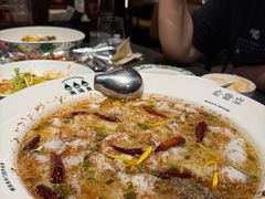 -渔语鱼新川菜Bistro(万象天地店)