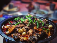 -鸣记脆皮烤鱼·海鲜烤鱼(三八广场店)
