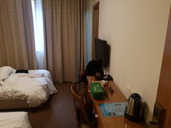 -上海南泉酒店(塘桥地铁站店)