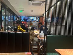 -蟹黄鱼·海派深夜面馆(巨鹿路店)