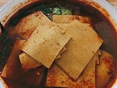 麻辣米线-老字号杨坡红油米线腊汁肉夹馍(东四道巷店)