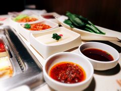-海底捞火锅鲜切牛肉主题店(长寿路店)