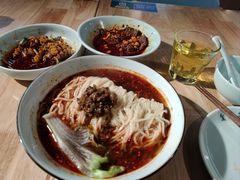 -全牛匠·乐山跷脚牛肉(新中关店)