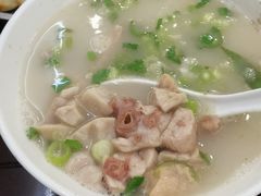 本帮肚肺汤-三两春(浦三路店)