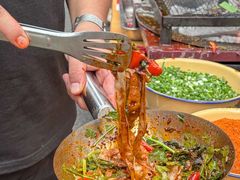 -拈签一笑黄牛肉辣卤串串