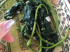 -范饭椰林川湘味海鲜·椰子鸡(三亚湾椰梦长廊店)