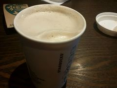 -星巴克臻选(南京金茂览秀城店)